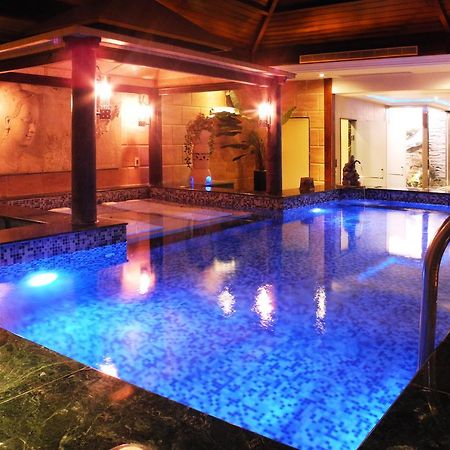 Color Motel Таоуан Екстериор снимка